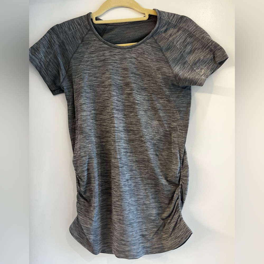 Athleta Momentum Top Small